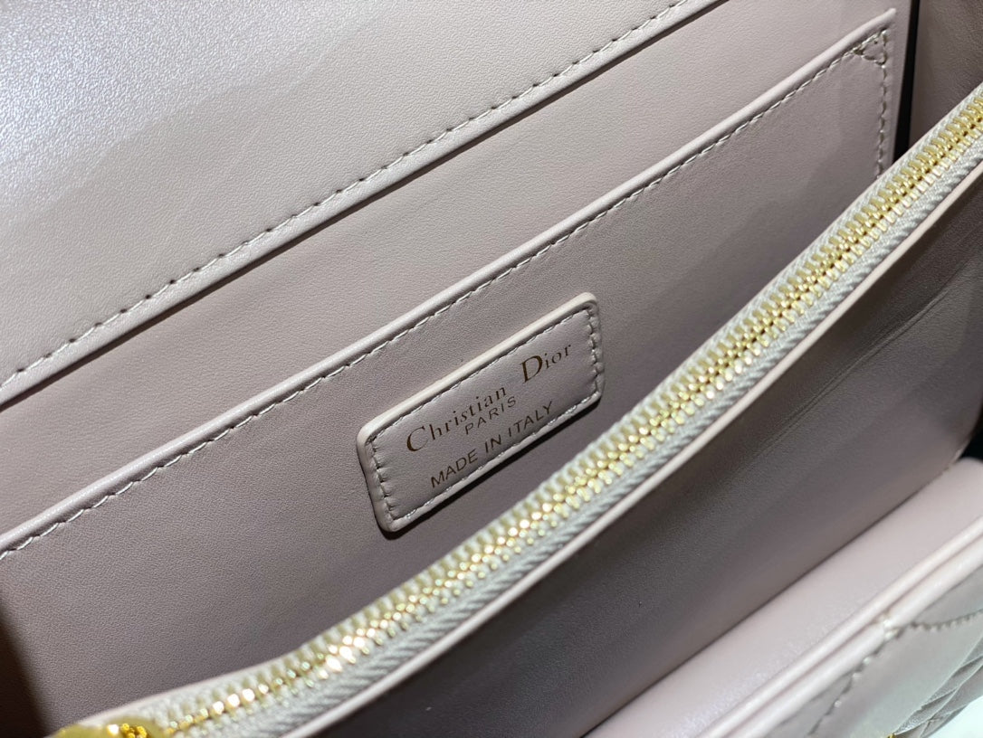 Exquisite+leather+bags-75