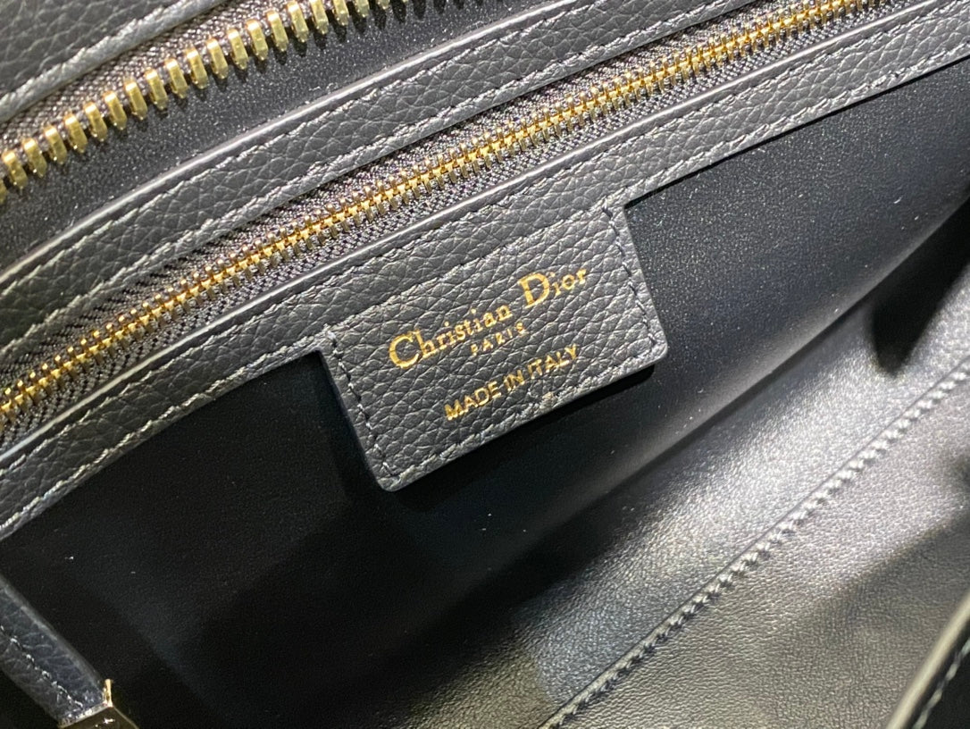 Exquisite+leather+bags-137