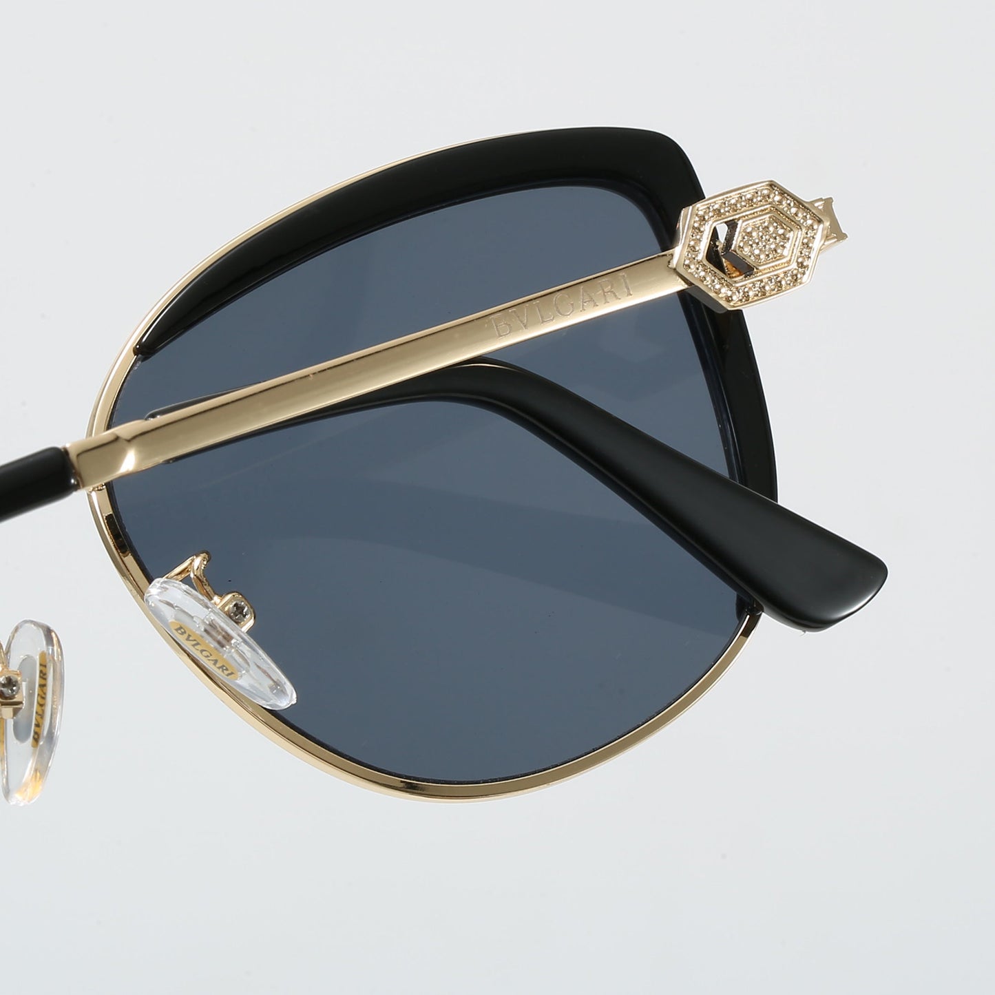 8 colors New fashion and practical sunglasses 9034