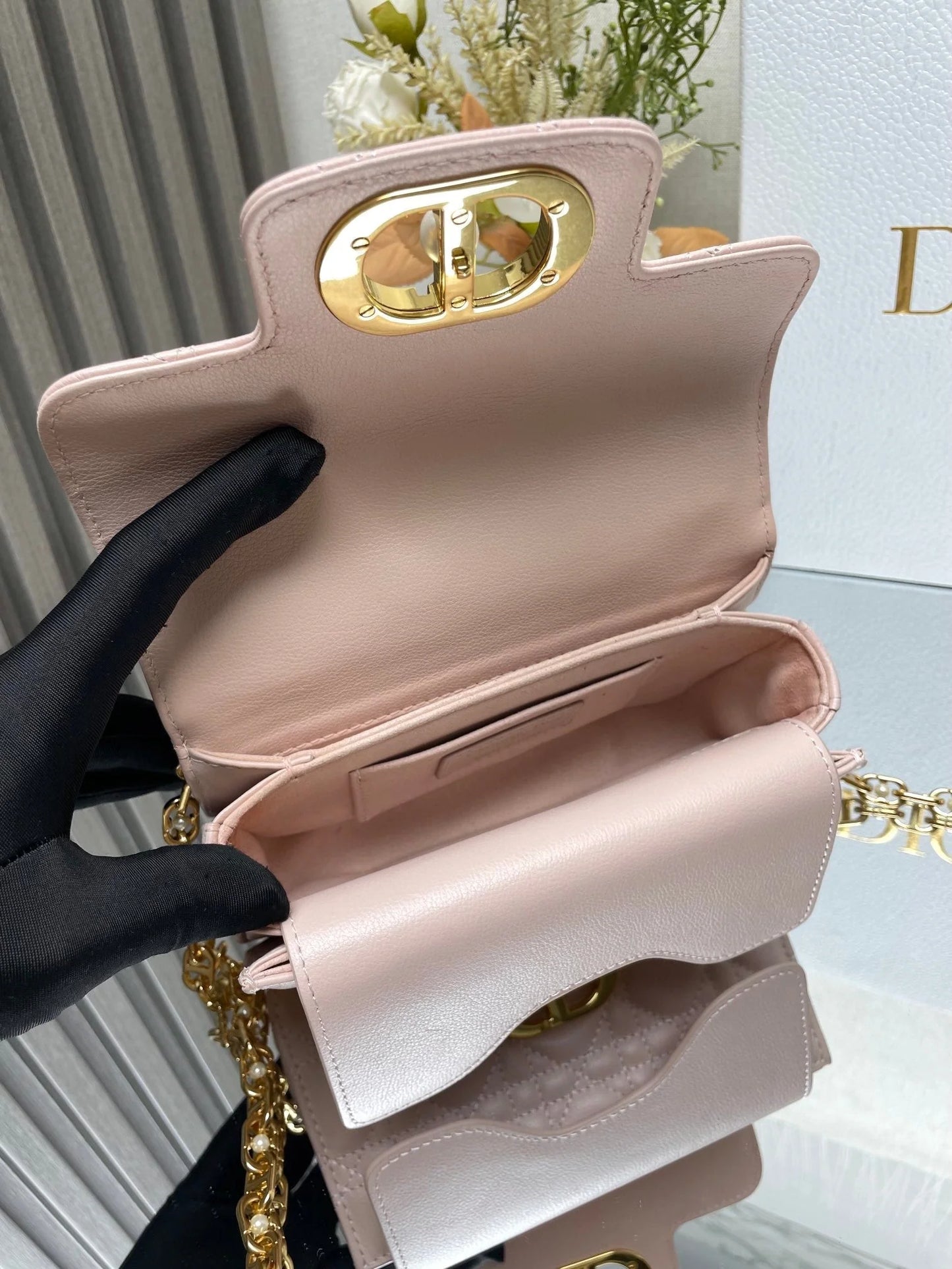 Exquisite+leather+bags-364