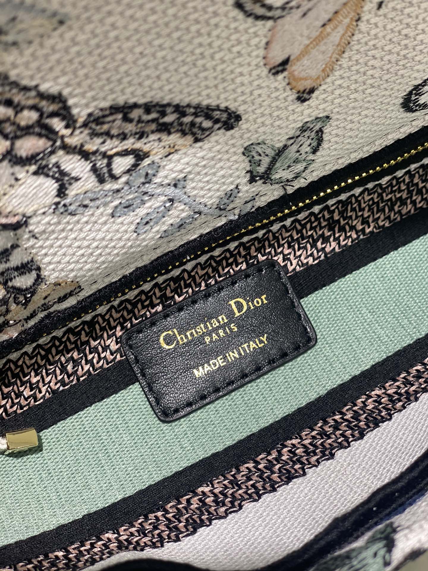 Exquisite+leather+bags-139