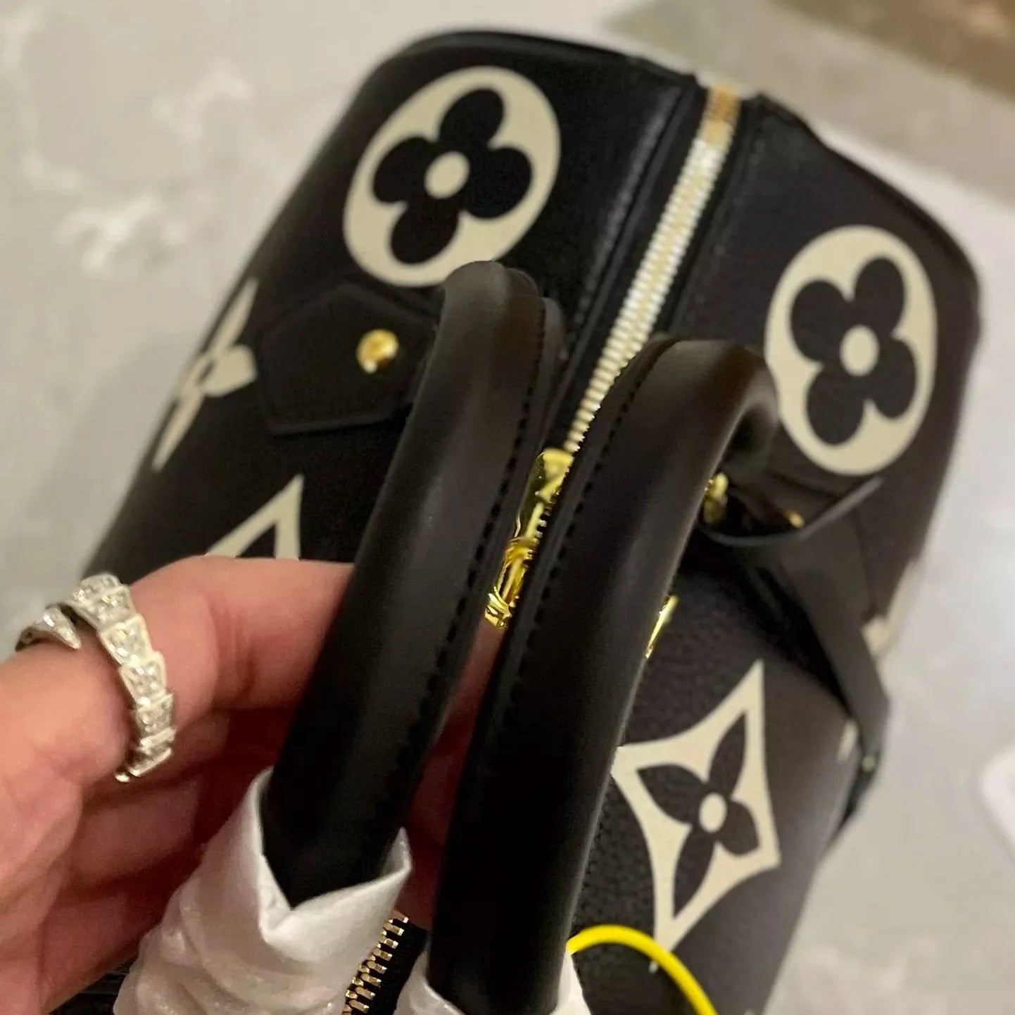 Exquisite+leather+bags-589