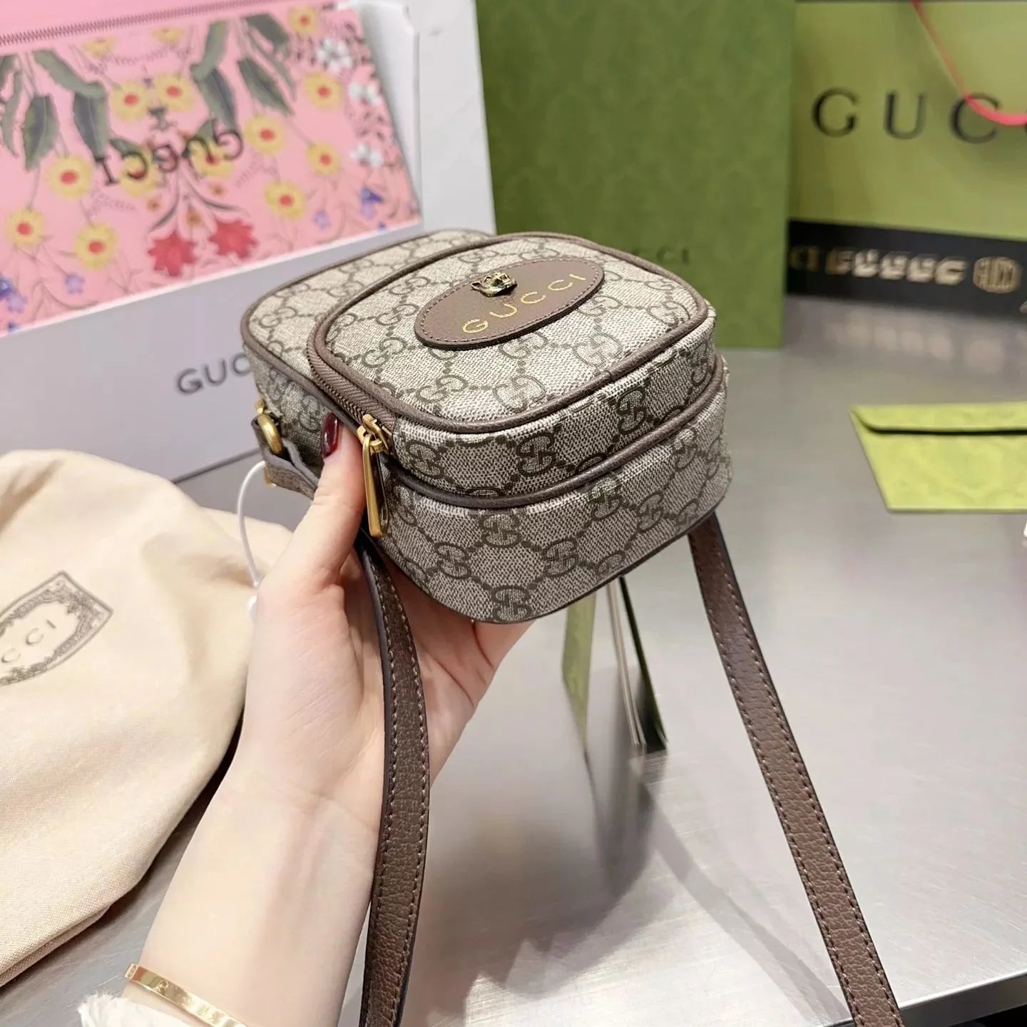 Exquisite+leather+bags-561