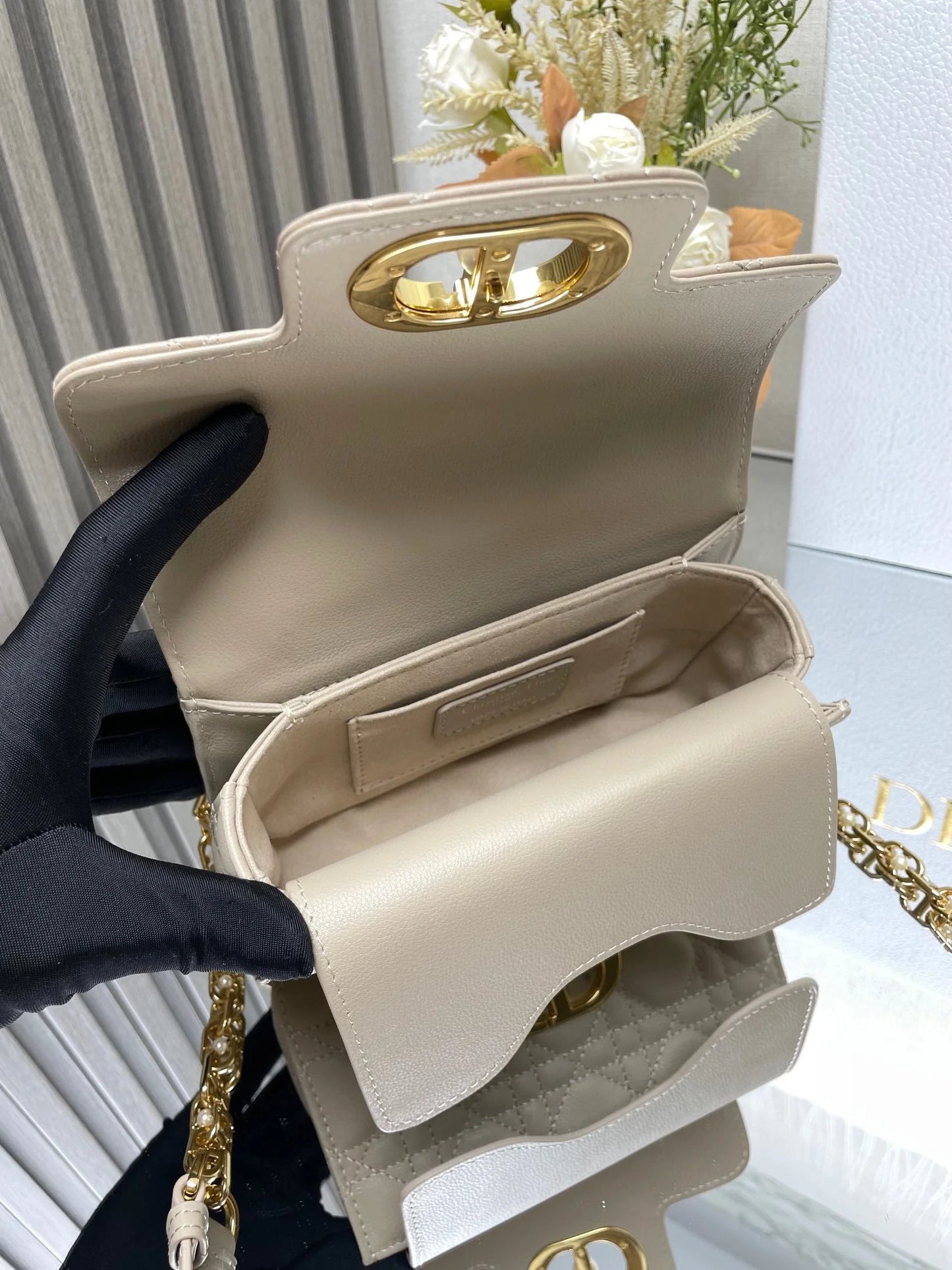 Exquisite+leather+bags-363