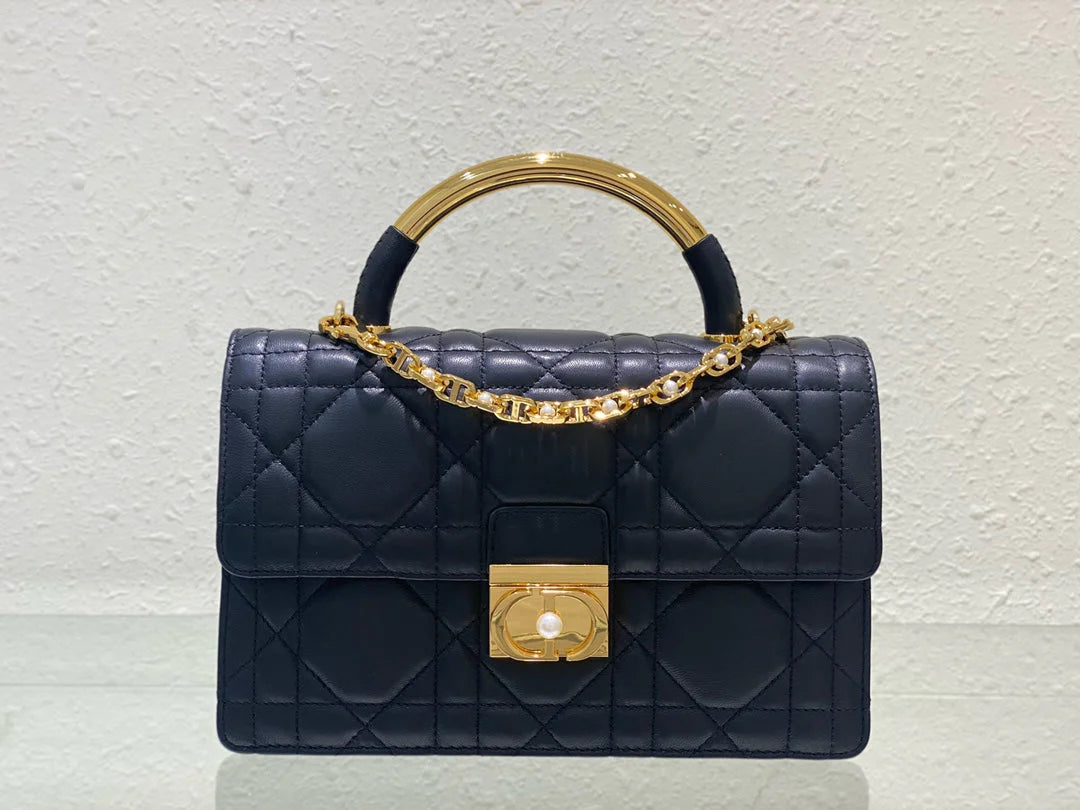 Exquisite+leather+bags-76