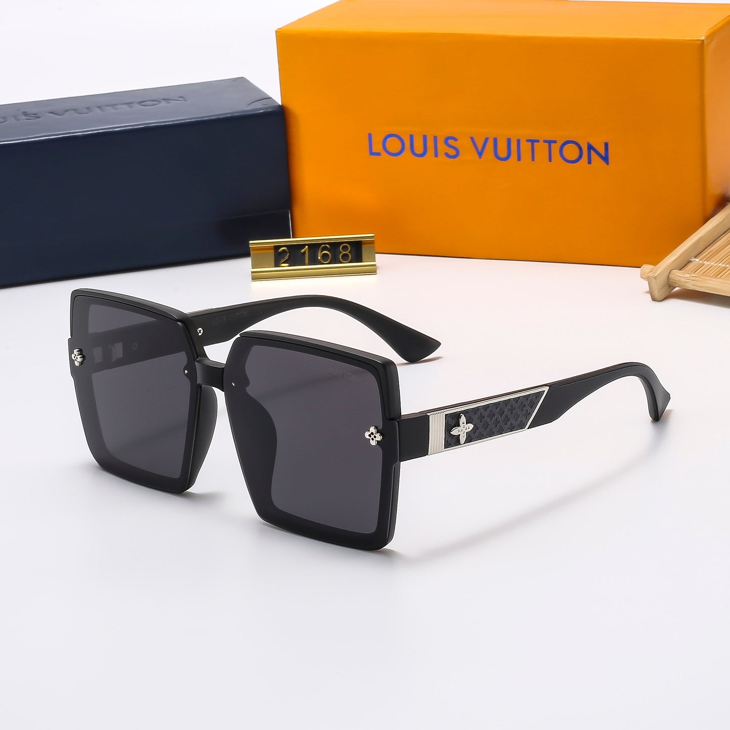 4 colors of fashionable and popular sunglasses 2168