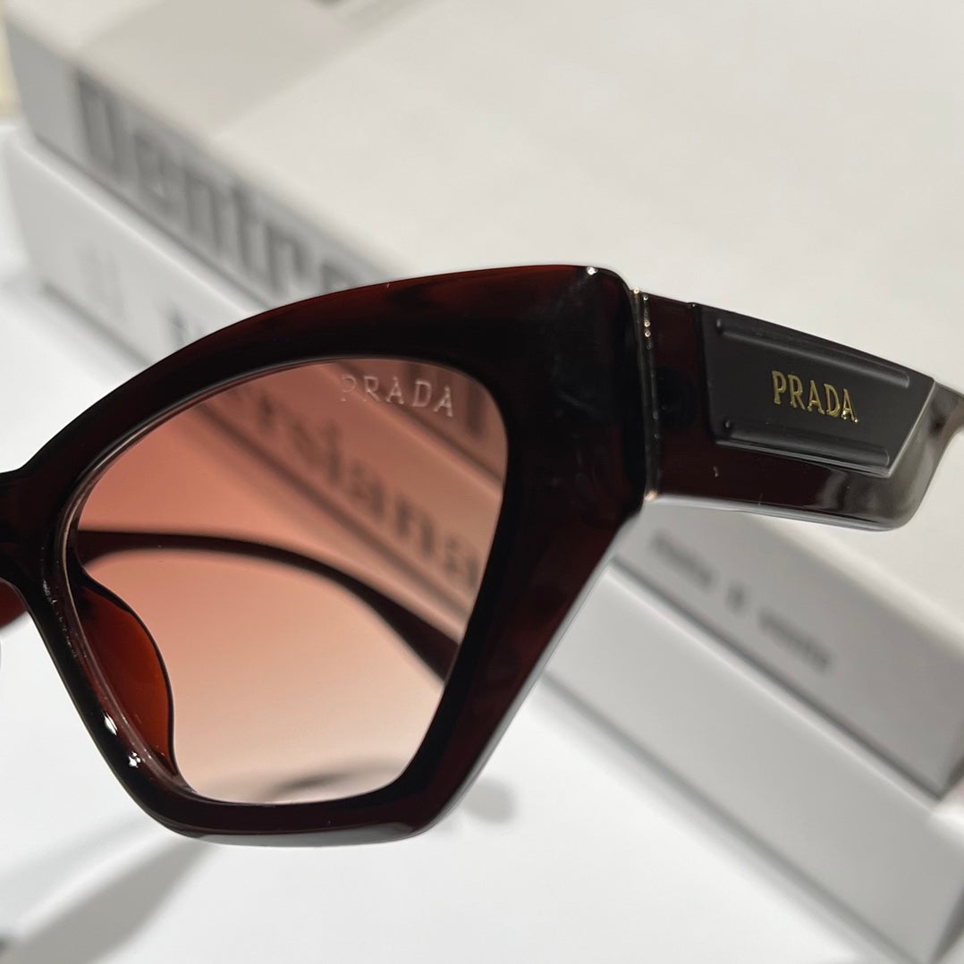 4 colors fashionable hot sunglasses D28