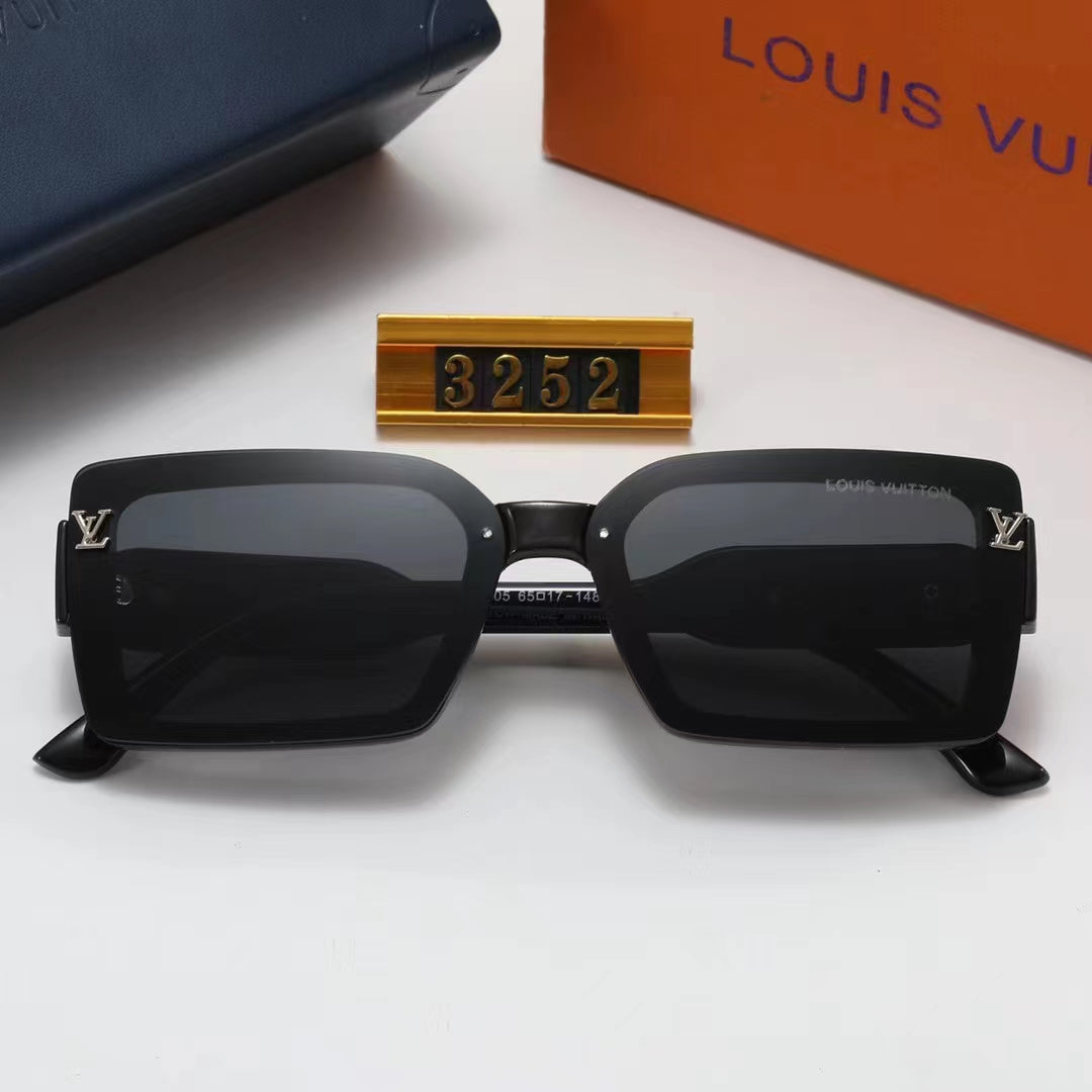 4 colors fashionable hot sunglasses 3252