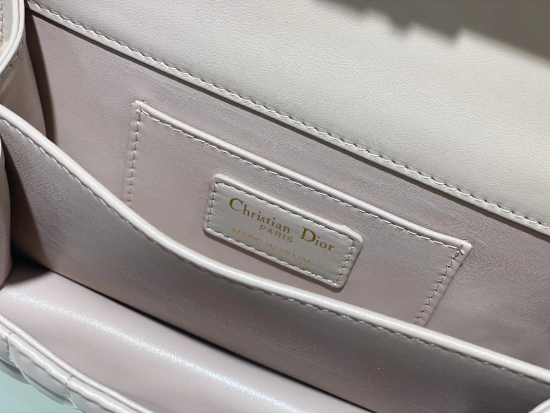 Exquisite+leather+bags-71