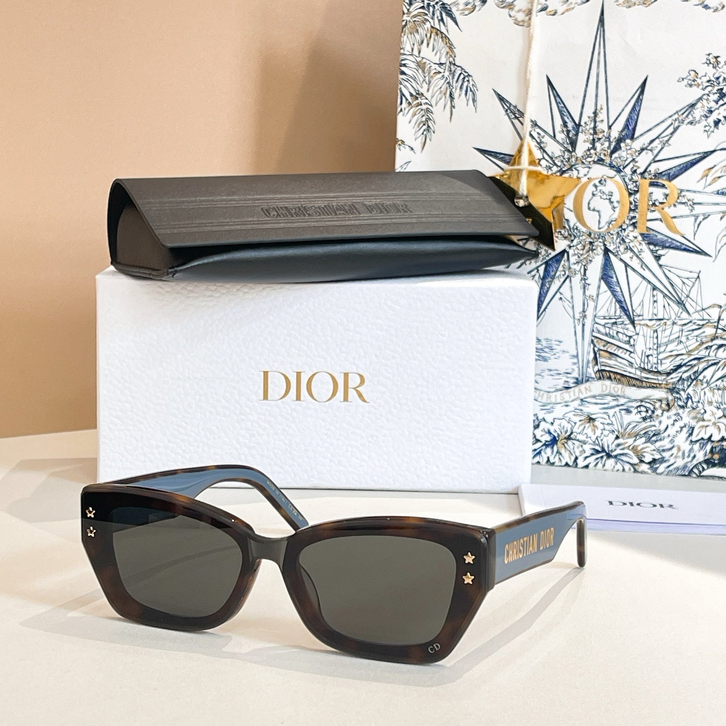 Full frame sunglasses