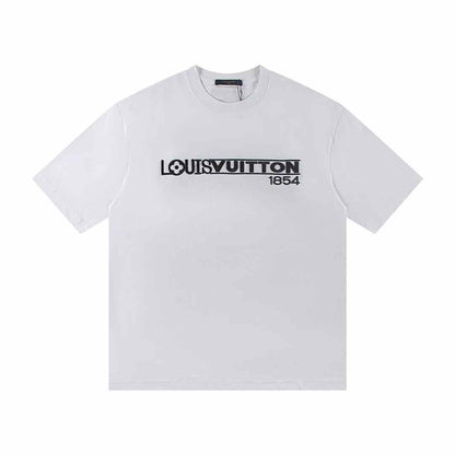 New fashion embroidery t-shirt