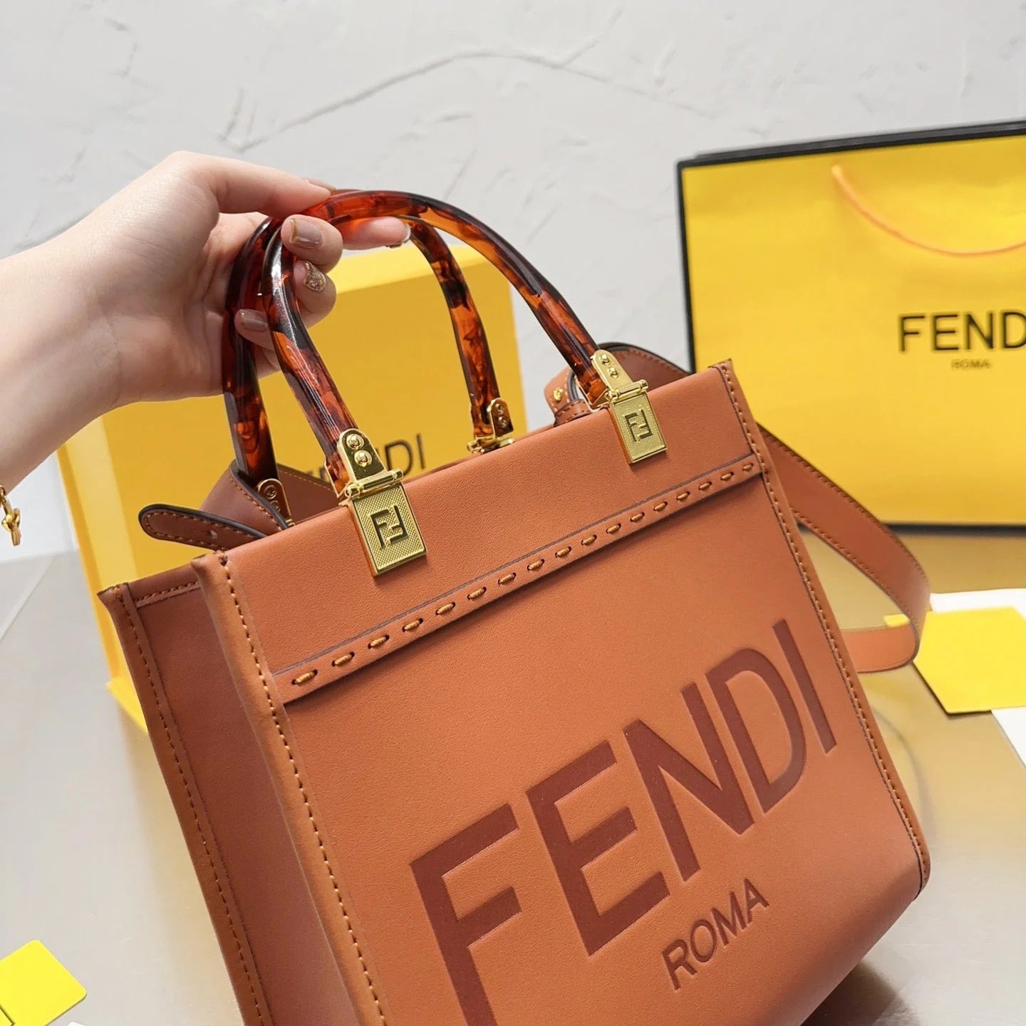 Exquisite+leather+bags-643