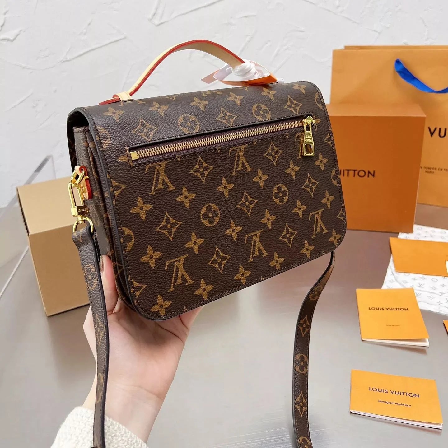 Exquisite+leather+bags-566