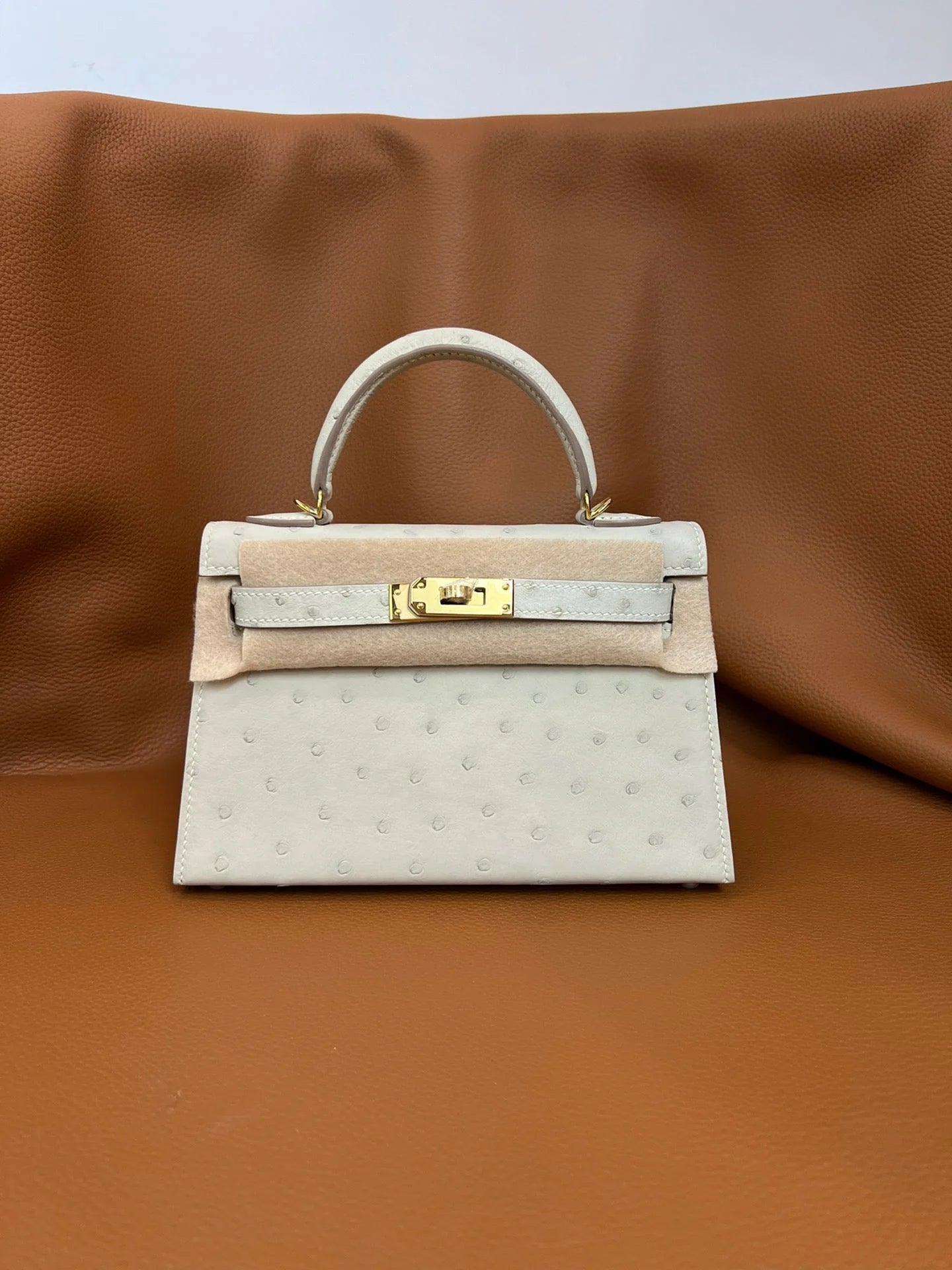 Exquisite+leather+bags-63