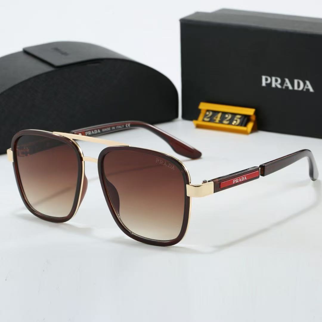 Stylish and versatile UV-protective sunglasses