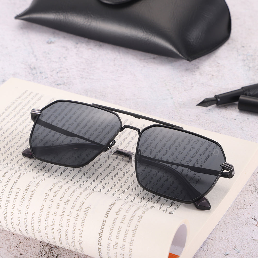 Dollger Retro-Vintage Aviator Tinted Sunglasses