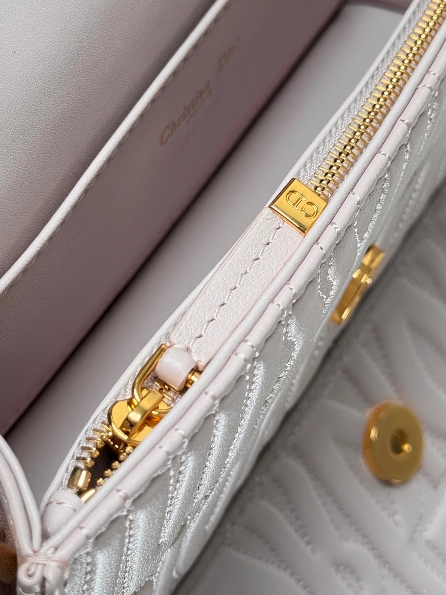 Exquisite+leather+bags-367