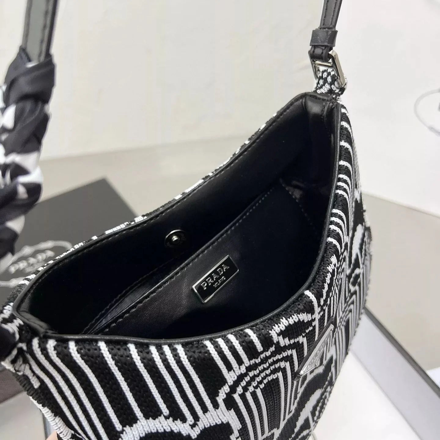 Exquisite+leather+bags-558