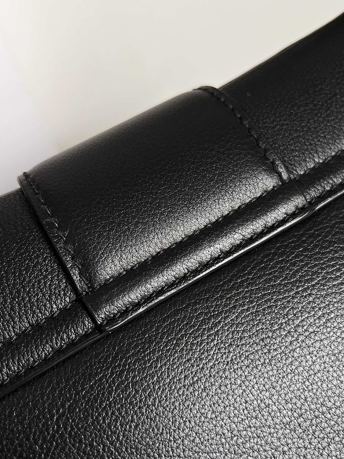 Exquisite+leather+bags-416