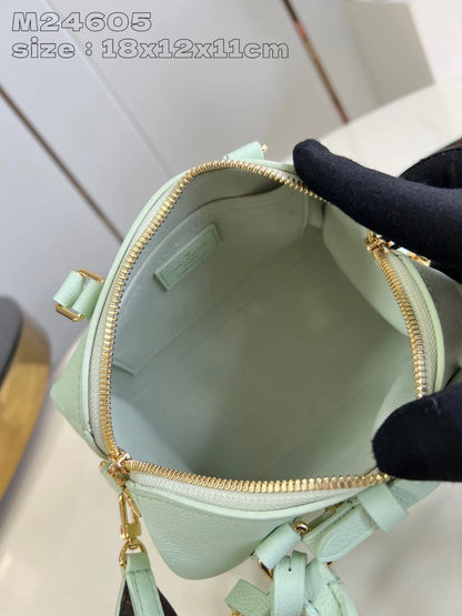 Exquisite+leather+bags-361