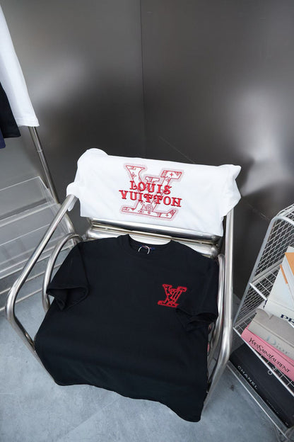 High quality embroidery t-shirt