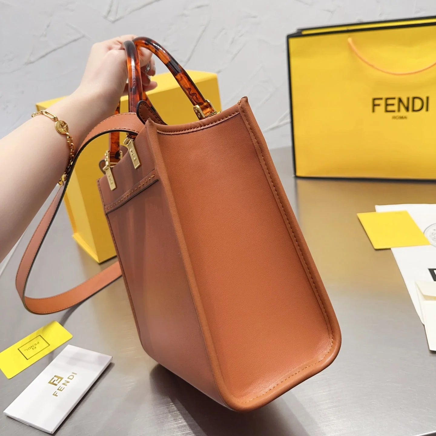 Exquisite+leather+bags-643