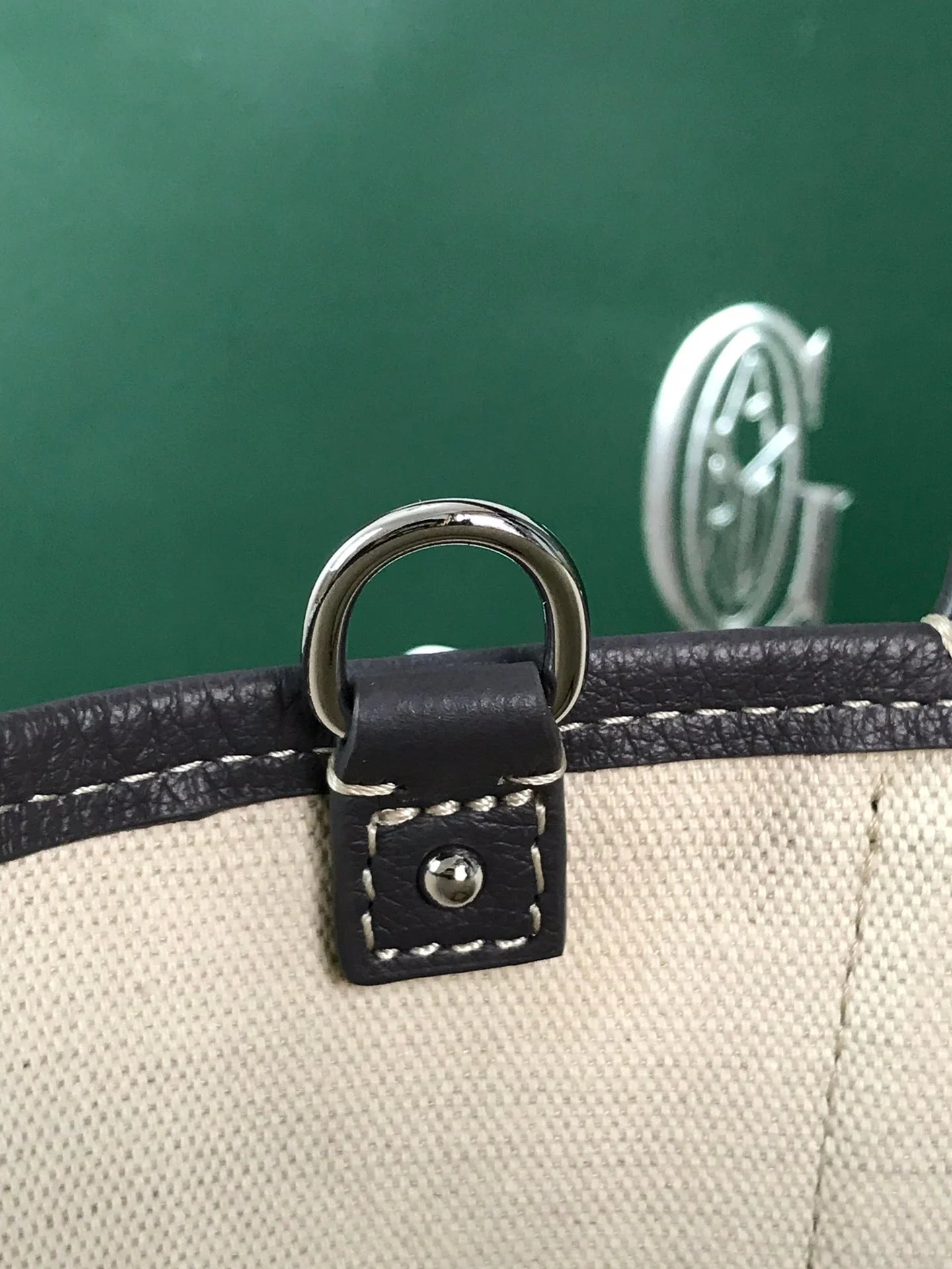 Exquisite+leather+bags-383