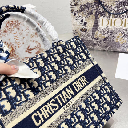 Exquisite+leather+bags-431