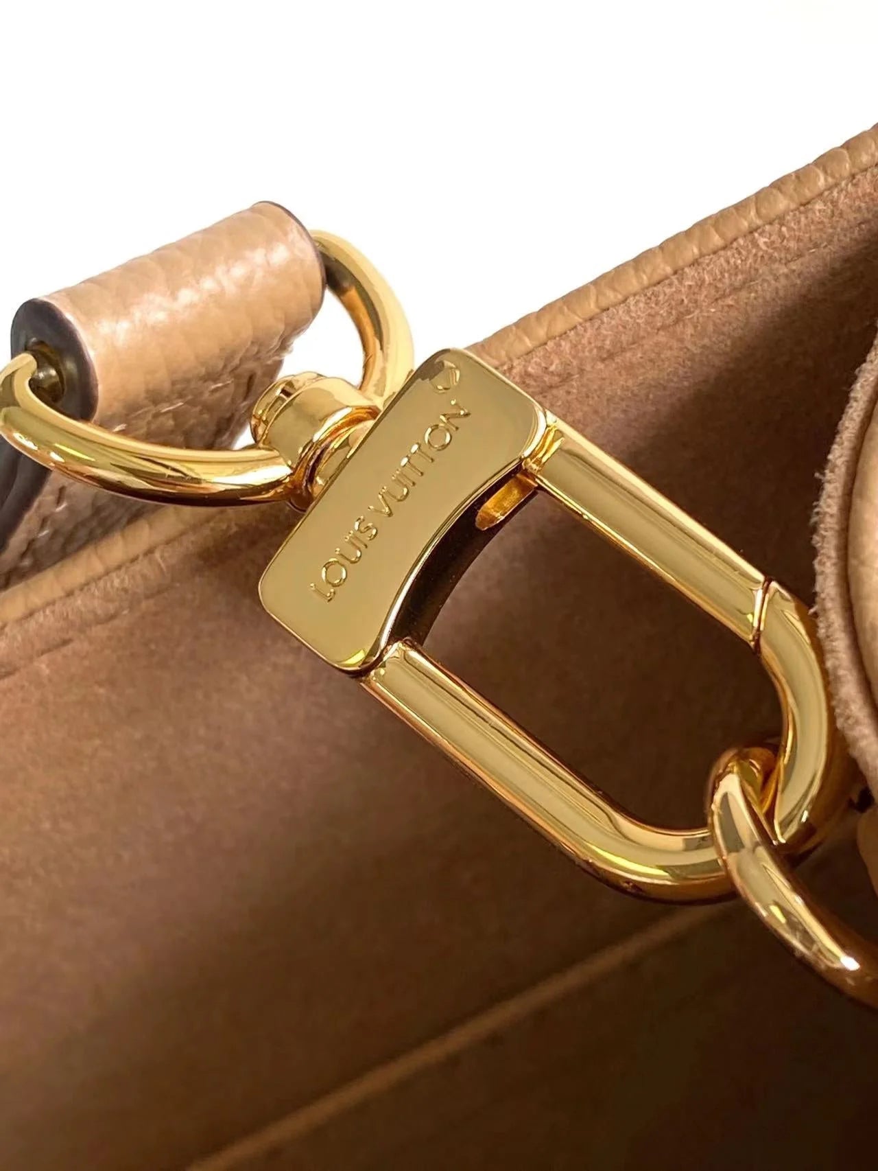 Exquisite+leather+bags-393