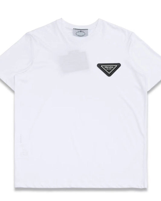 Three-dimensional logo simple t-shirt