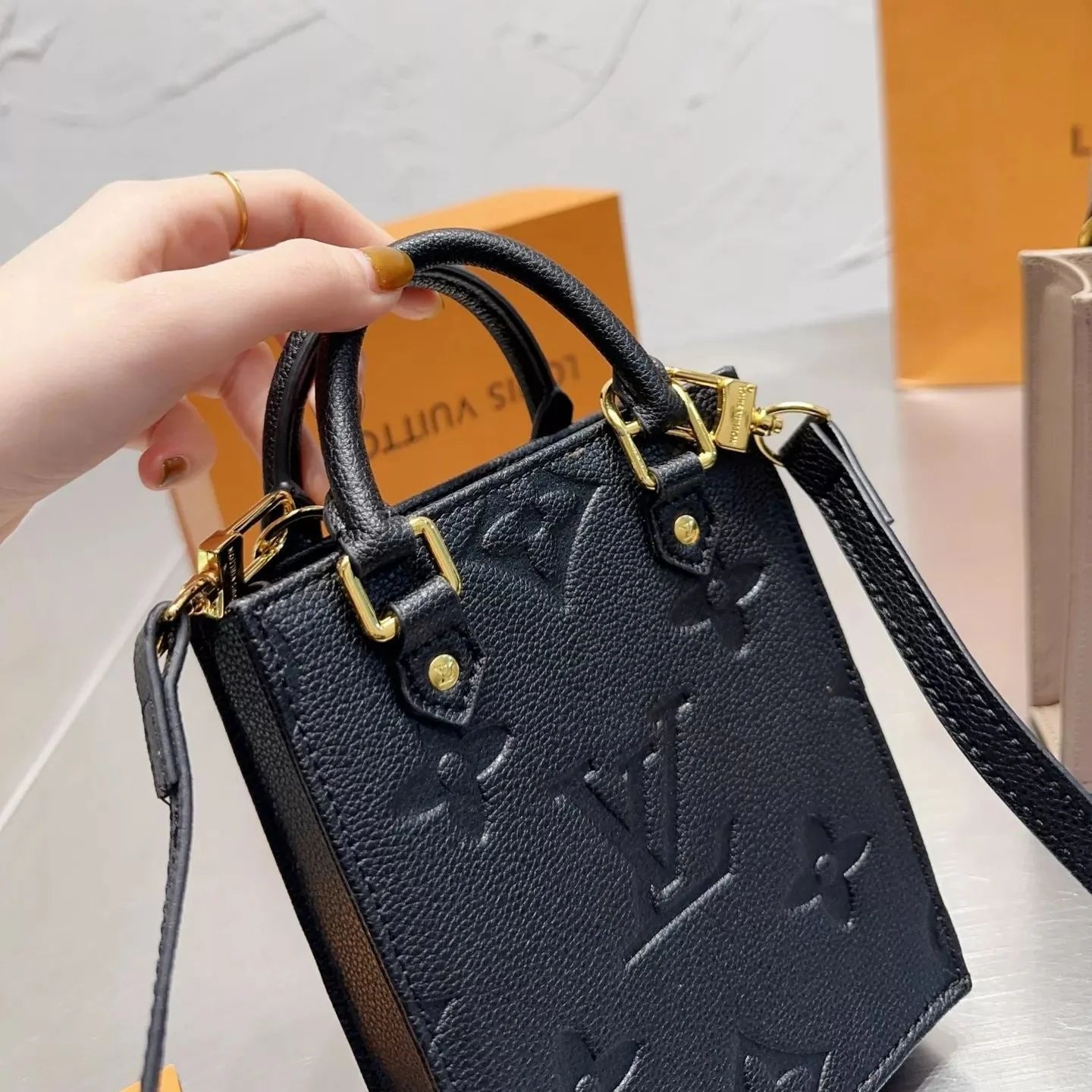 Exquisite+leather+bags-591