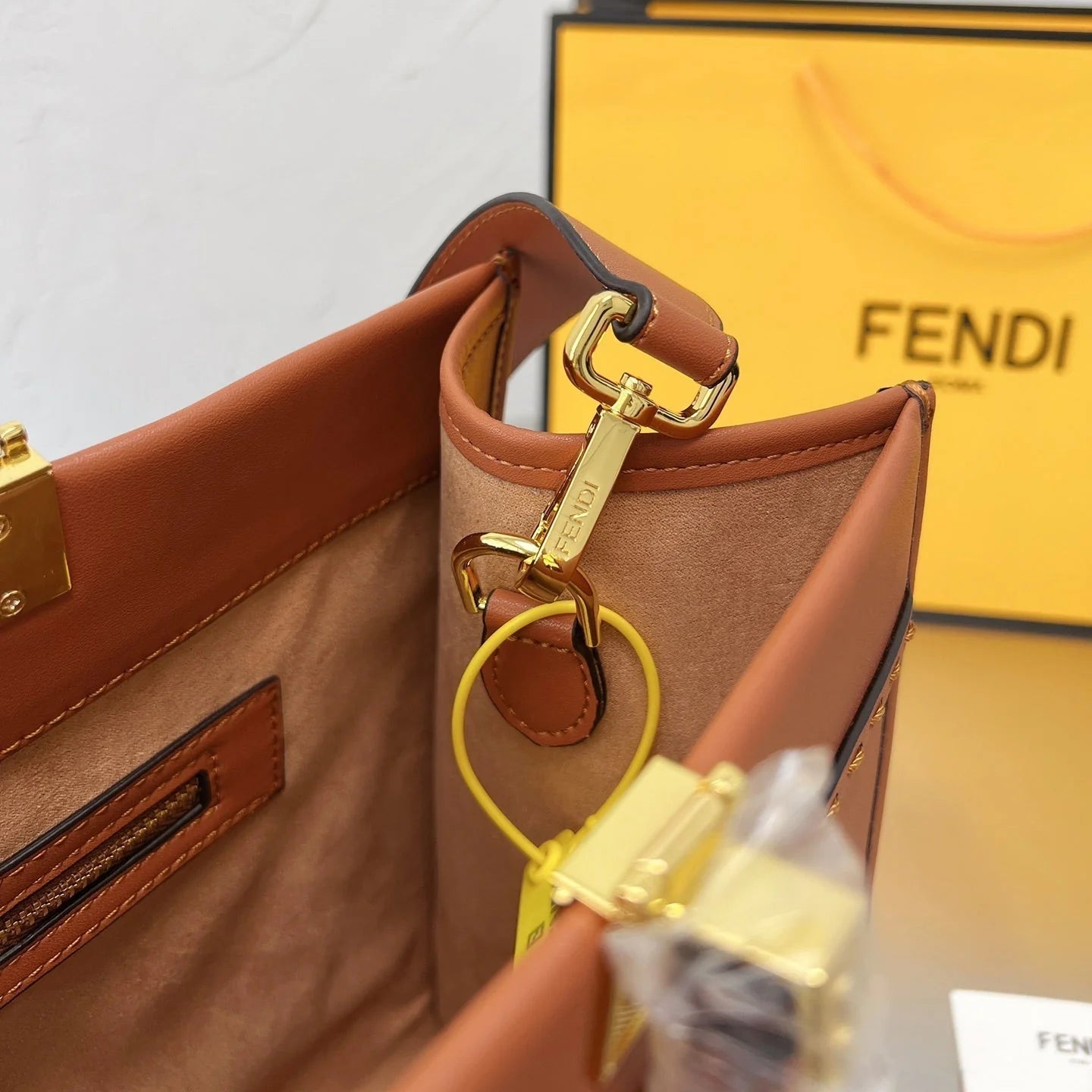 Exquisite+leather+bags-467