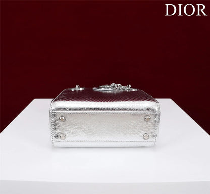 Exquisite+leather+bags-98