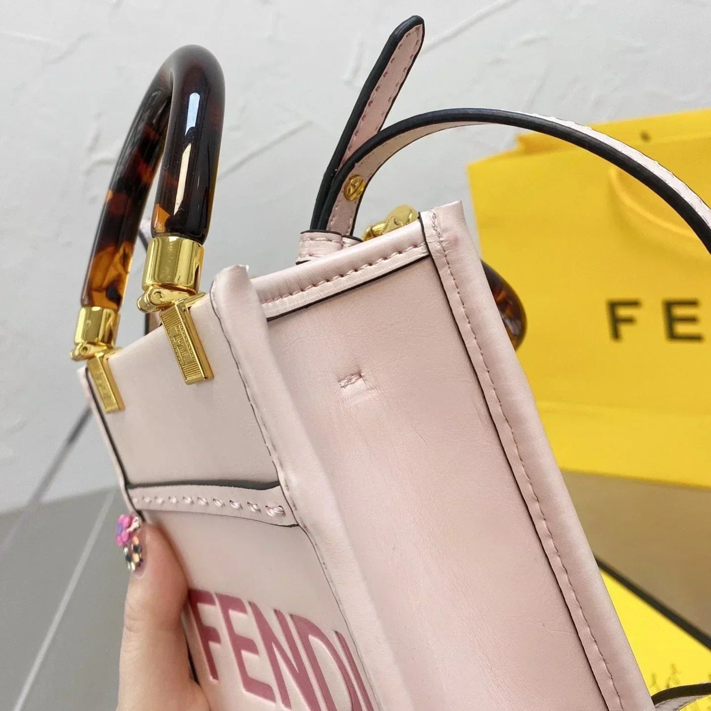 Exquisite+leather+bags-523