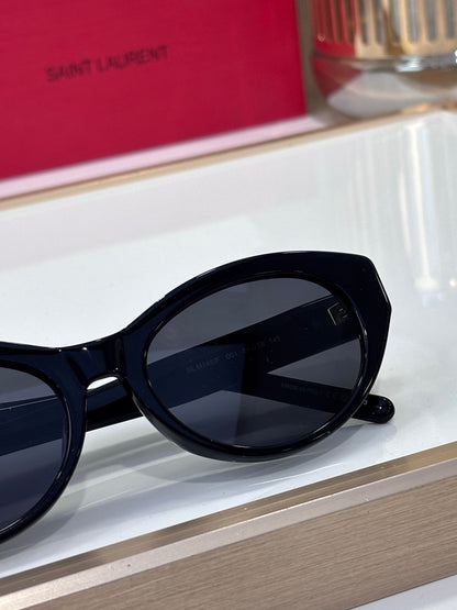 New Small Frame Cat-Eye Sunglasses