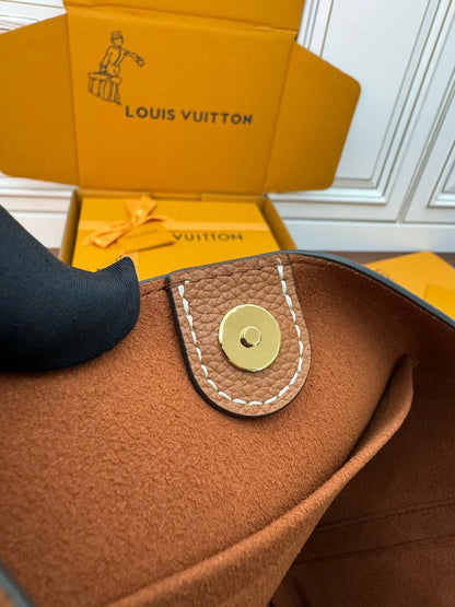 Exquisite+leather+bags-157