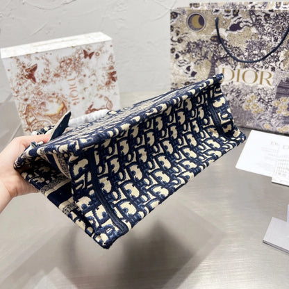 Exquisite+leather+bags-431