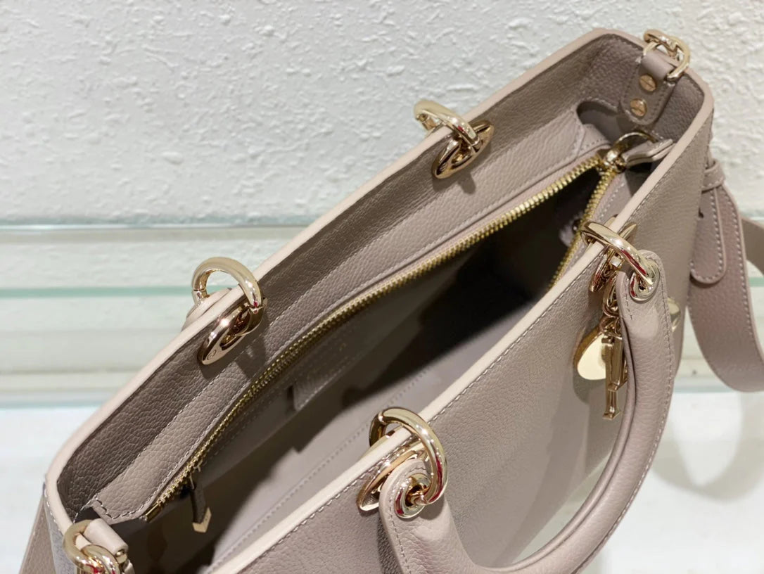 Exquisite+leather+bags-136