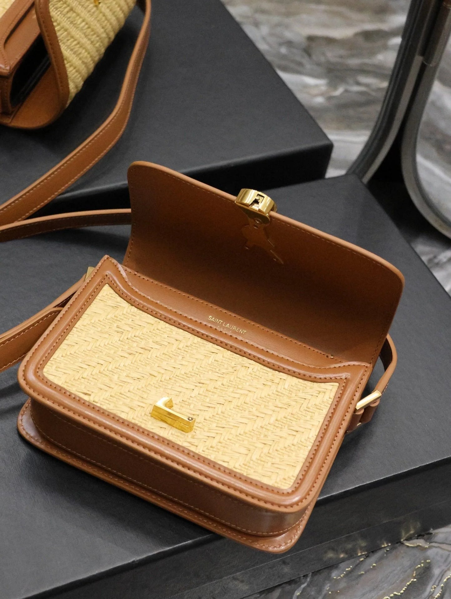 Exquisite+leather+bags-146