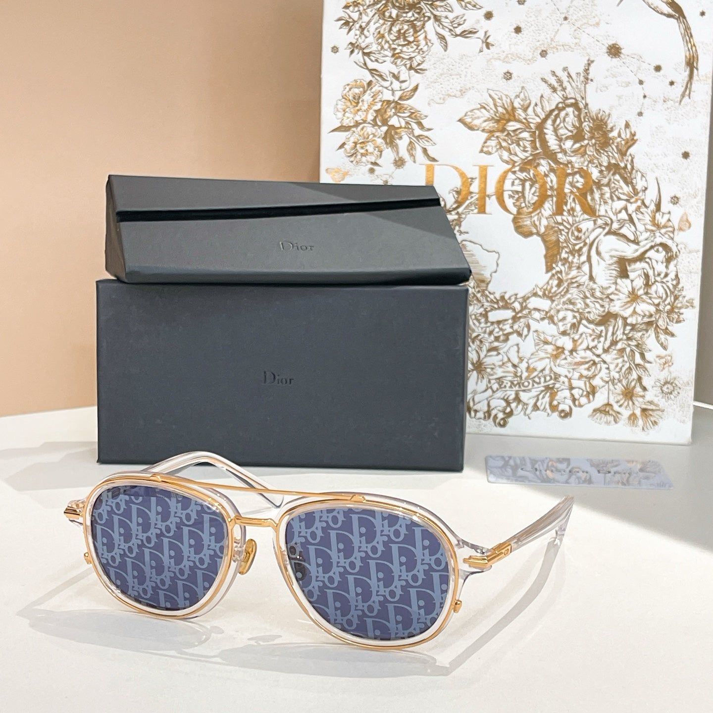 New round sunglasses