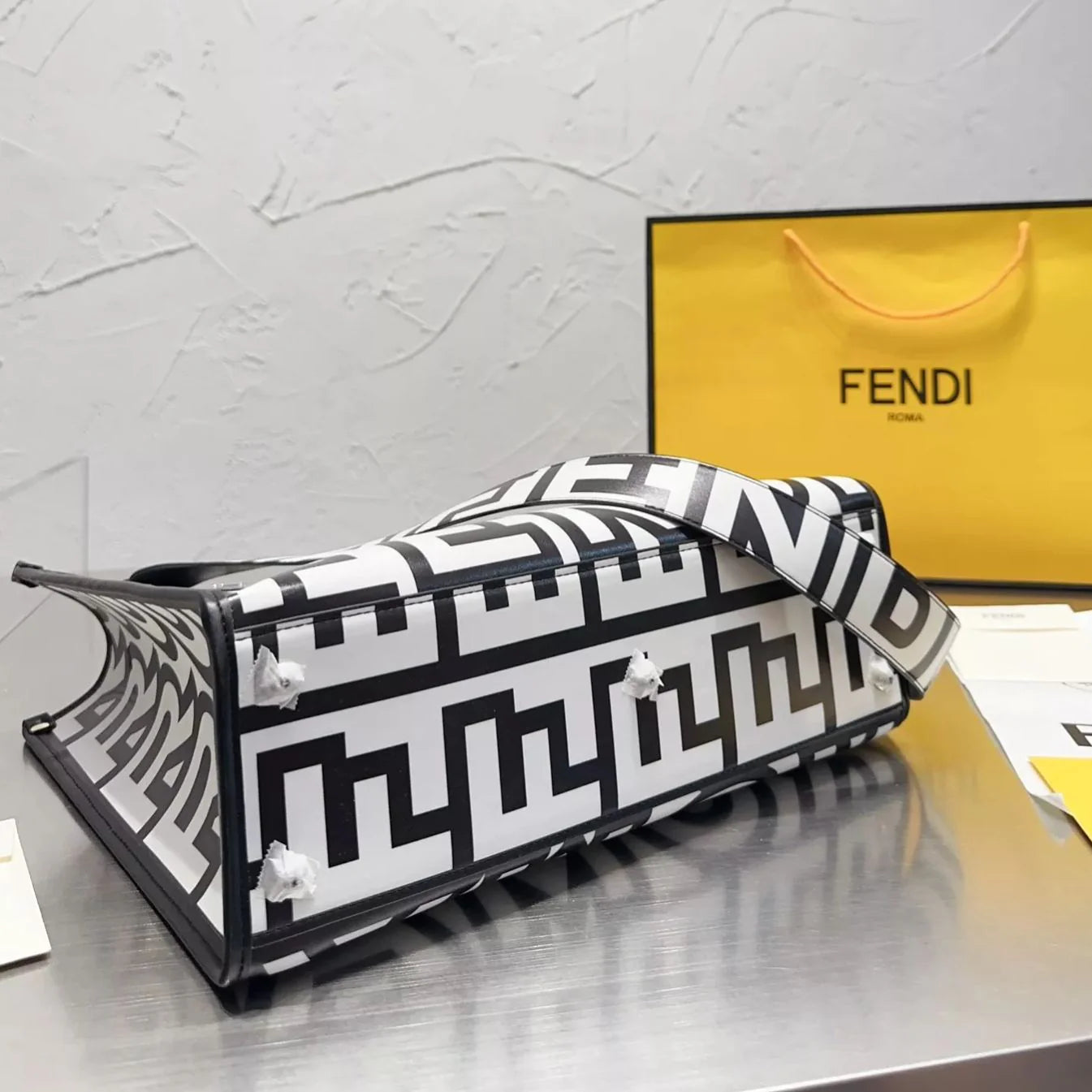 Exquisite+leather+bags-585