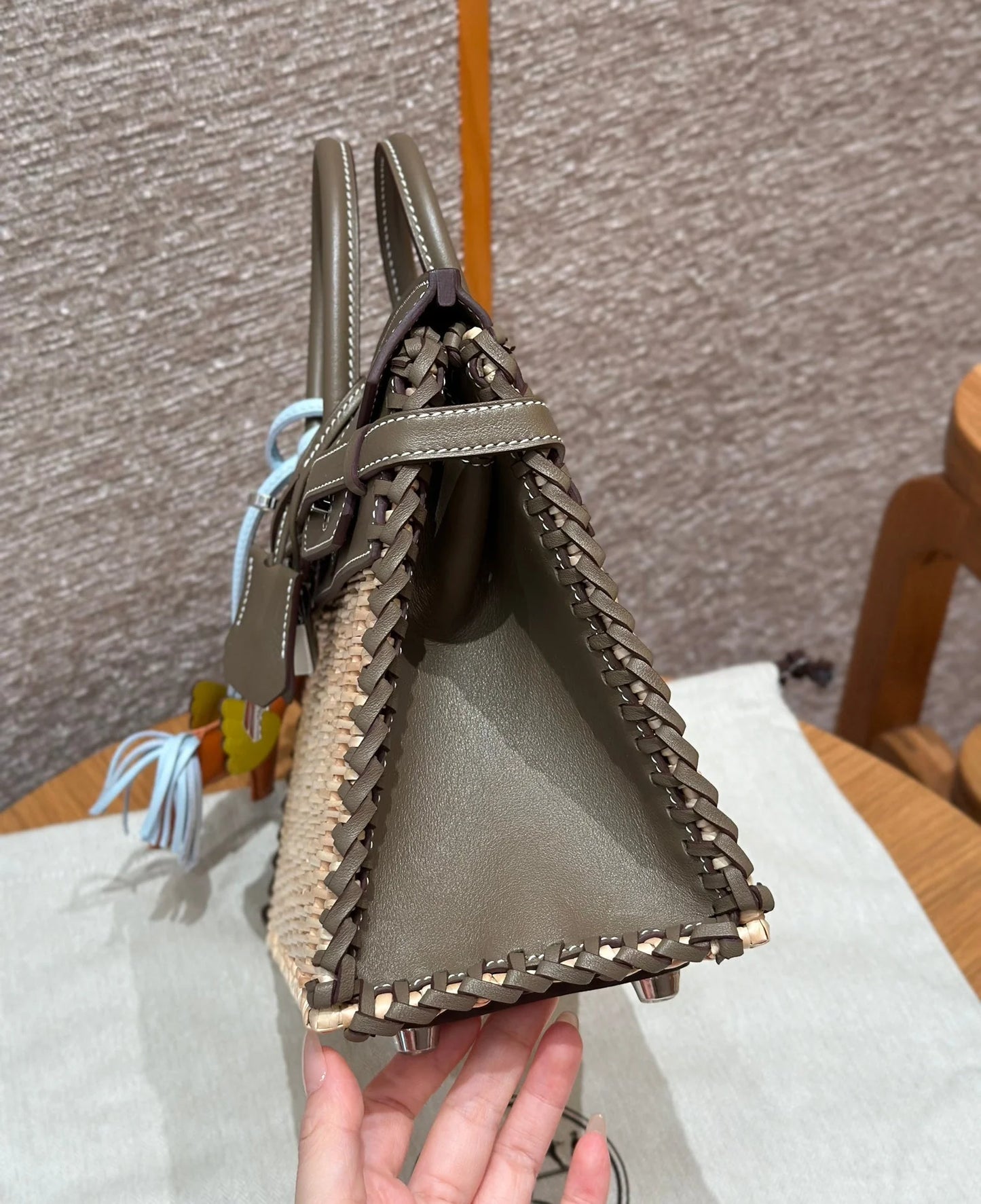 Exquisite+leather+bags-44