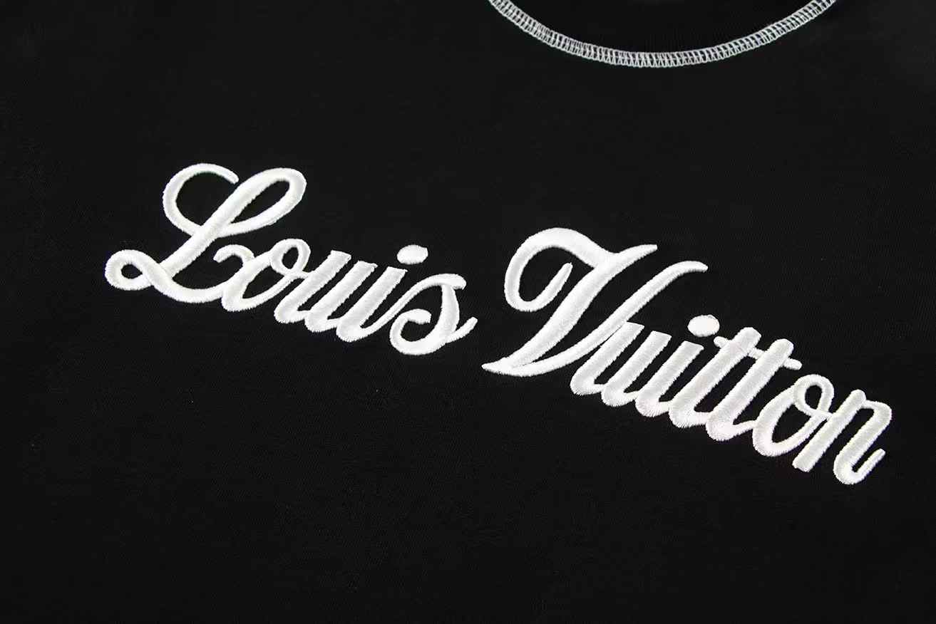 Exquisite embroidery t-shirt