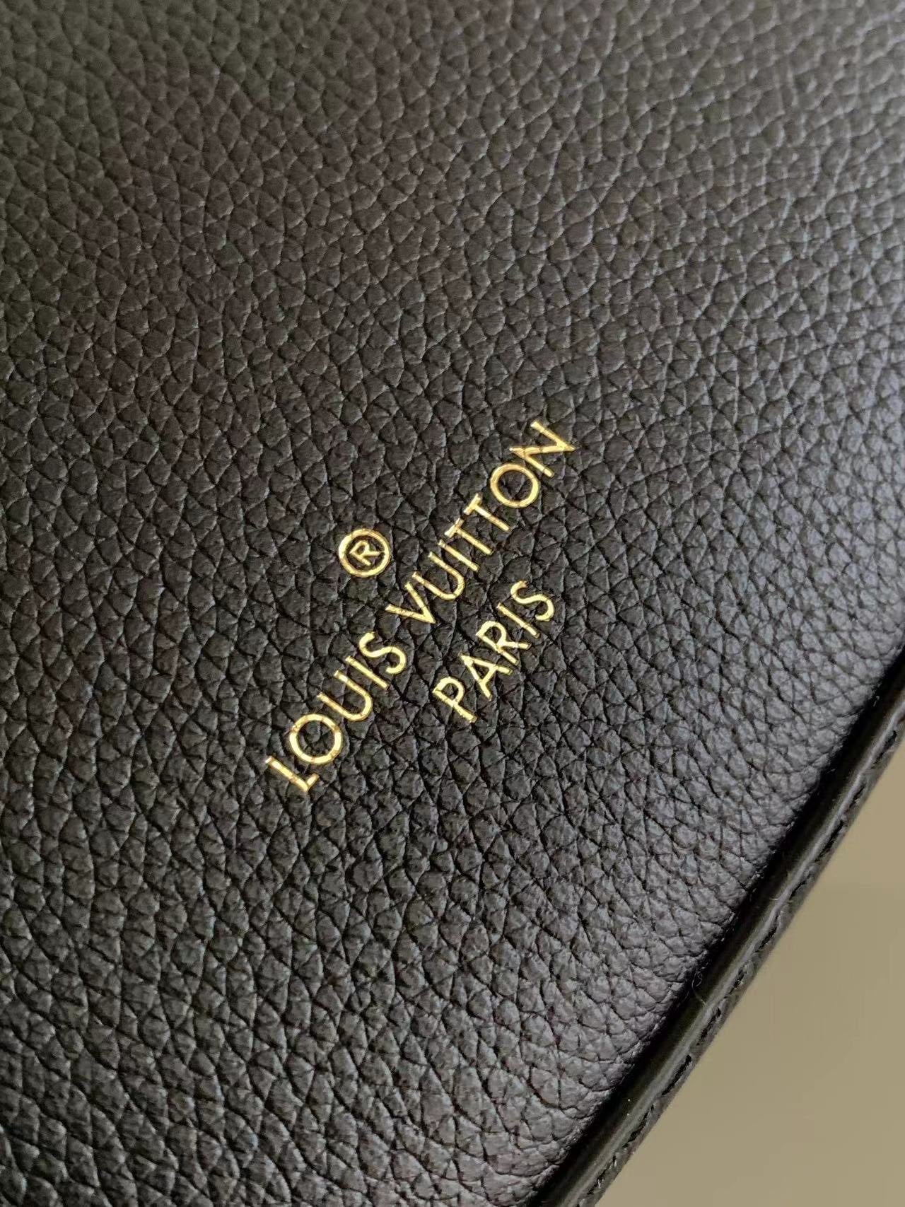 Exquisite+leather+bags-384