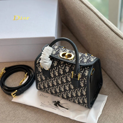 Exquisite+leather+bags-680