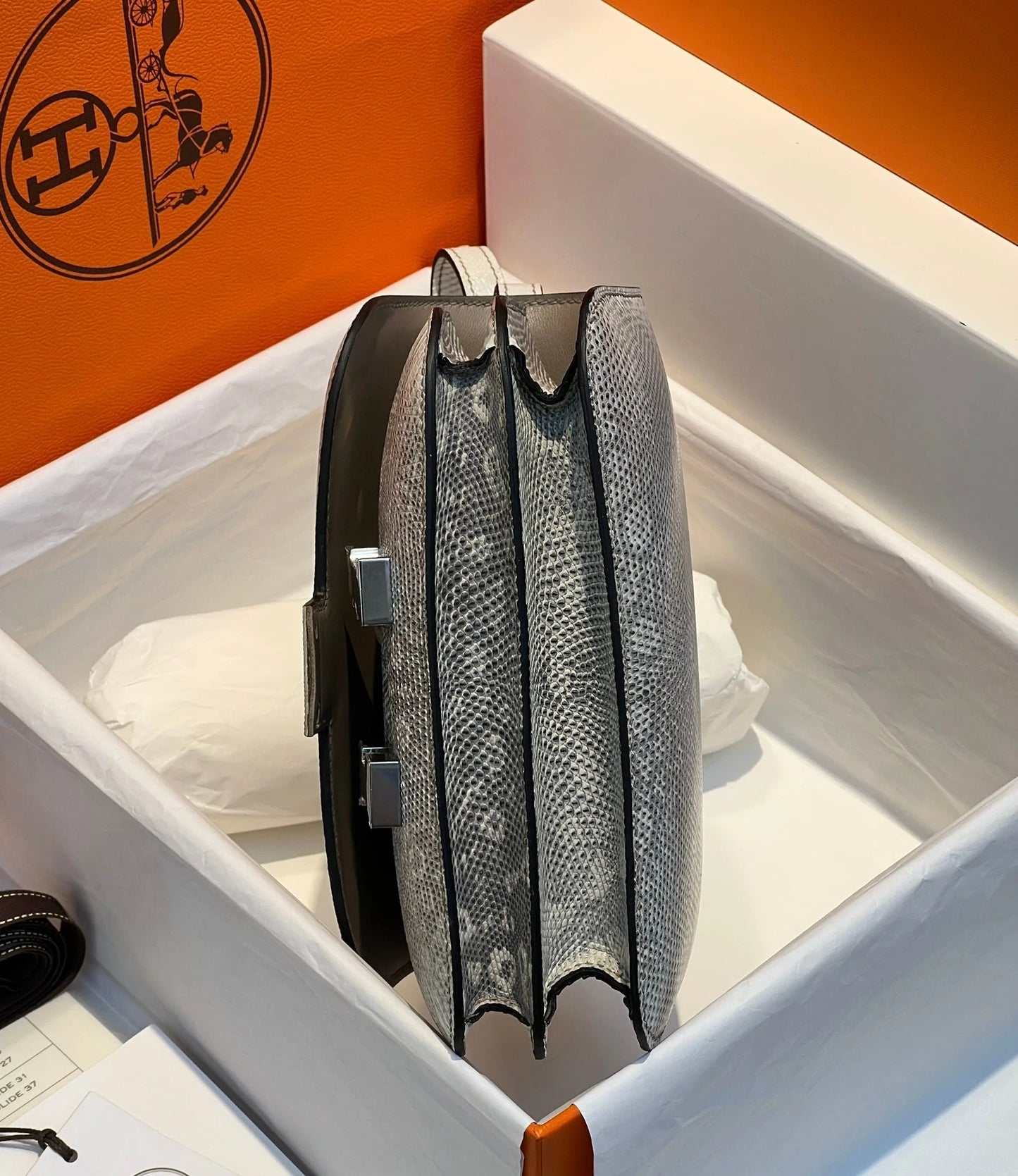 Exquisite+leather+bags-57