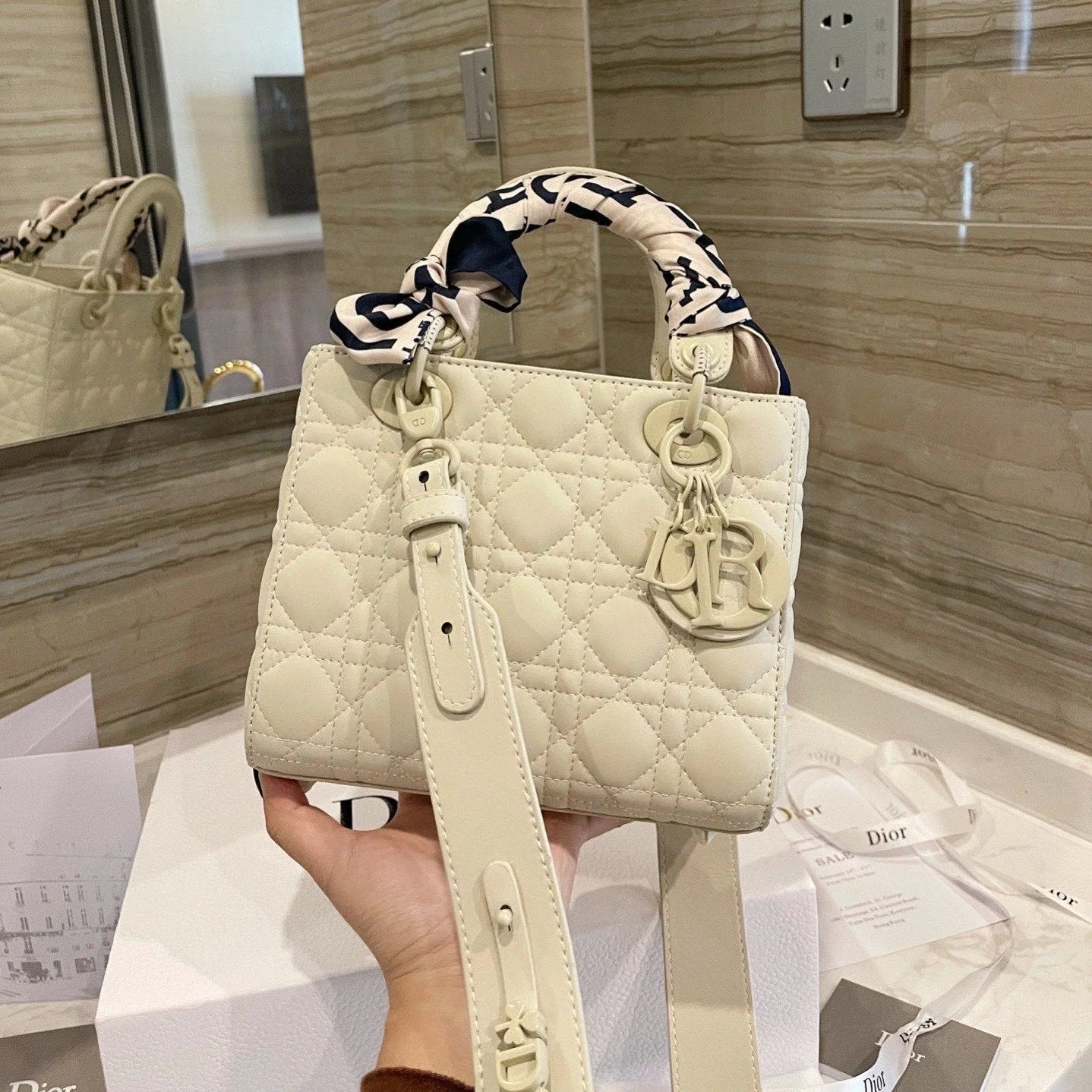 Exquisite+leather+bags-532