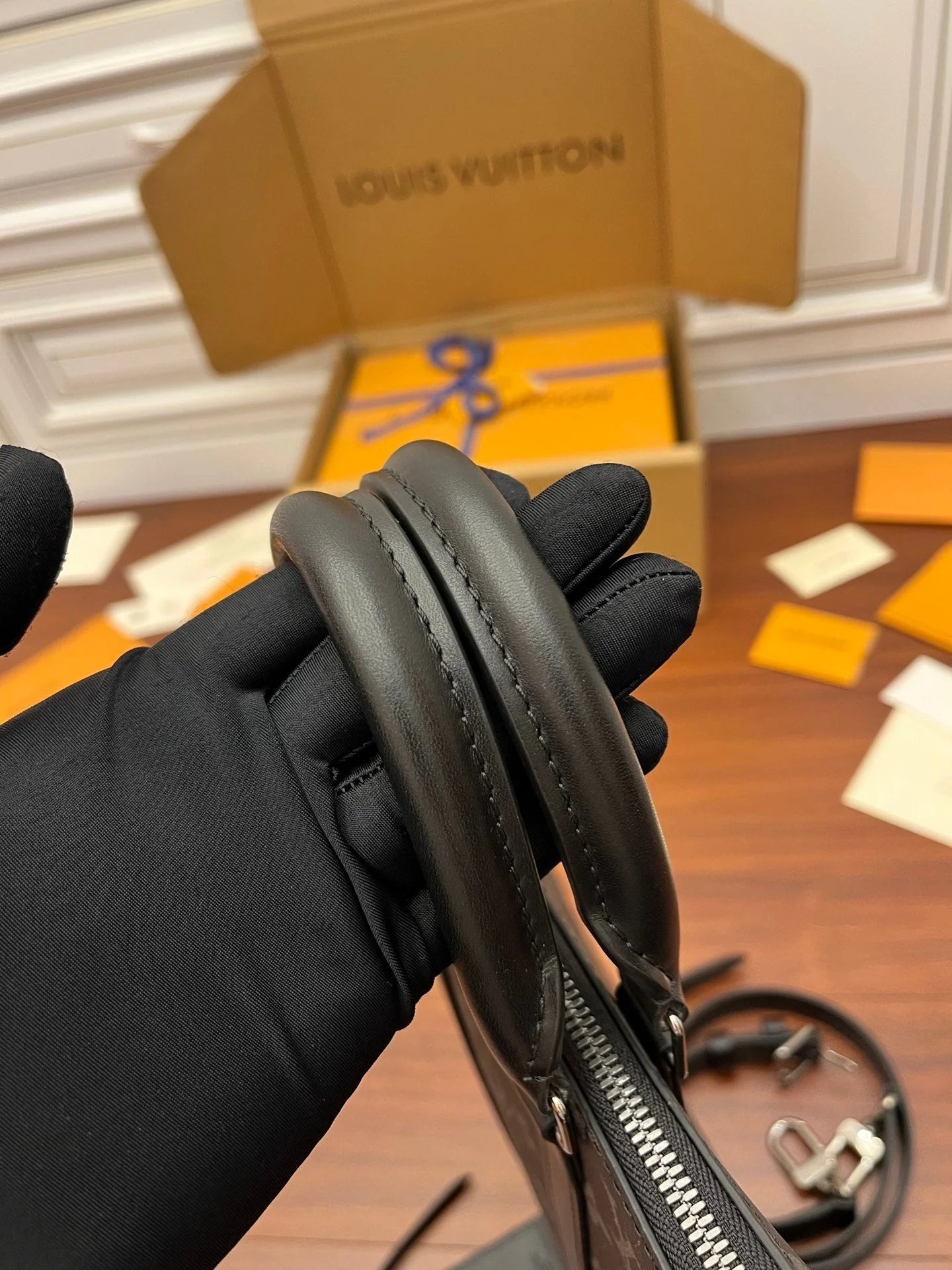 Exquisite+leather+bags-159