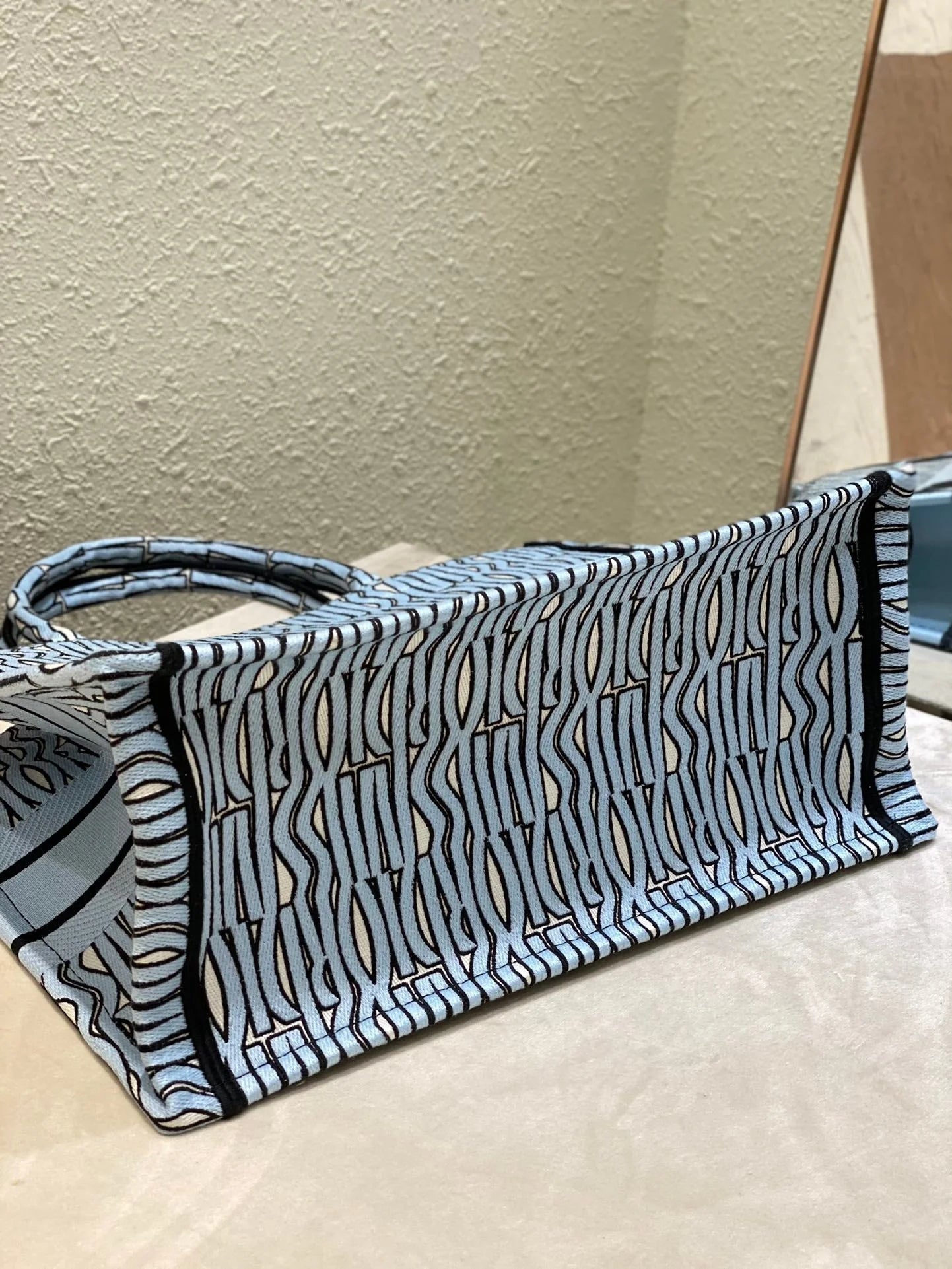 Exquisite+leather+bags-400