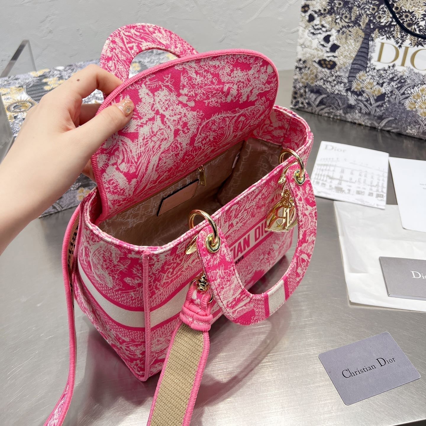 Exquisite+leather+bags-439